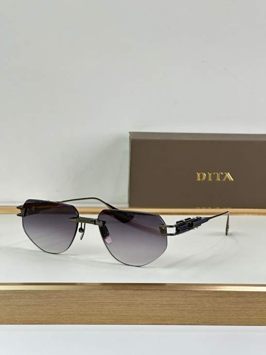Picture of Dita Sunglasses _SKUfw67339791fw